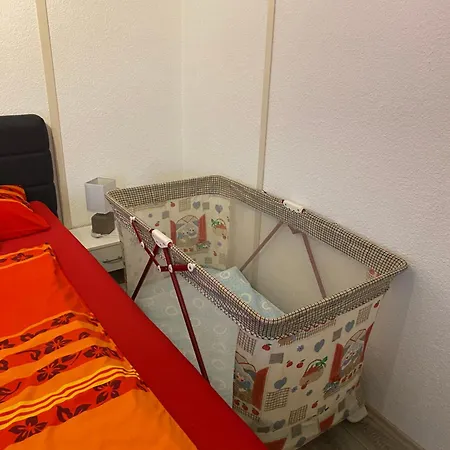 Charlottenhoehe アパート ロットヴァイル