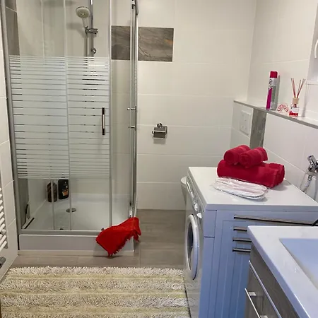 Apartment Charlottenhoehe *