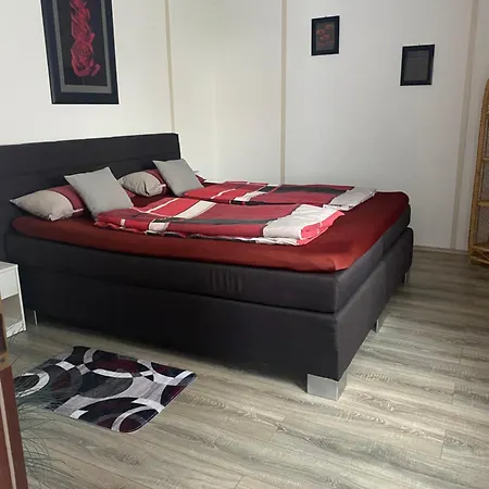 Charlottenhoehe アパート *